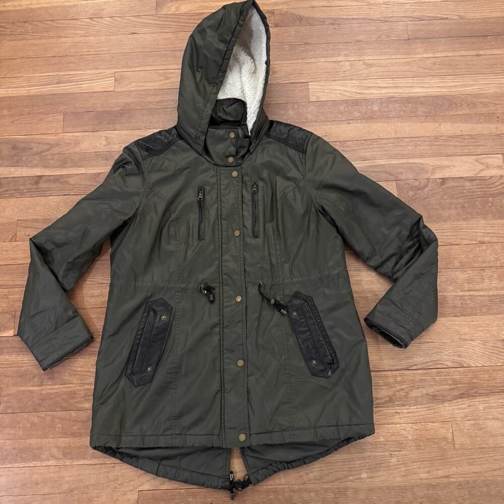 Maurices Women's Olive Green Parka Jacket - Size XL
b91